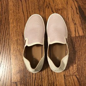 OluKai Peguea slip ons